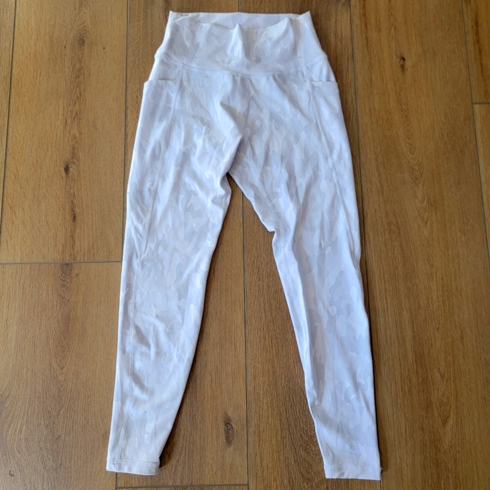 BuffBunny white camo leggings